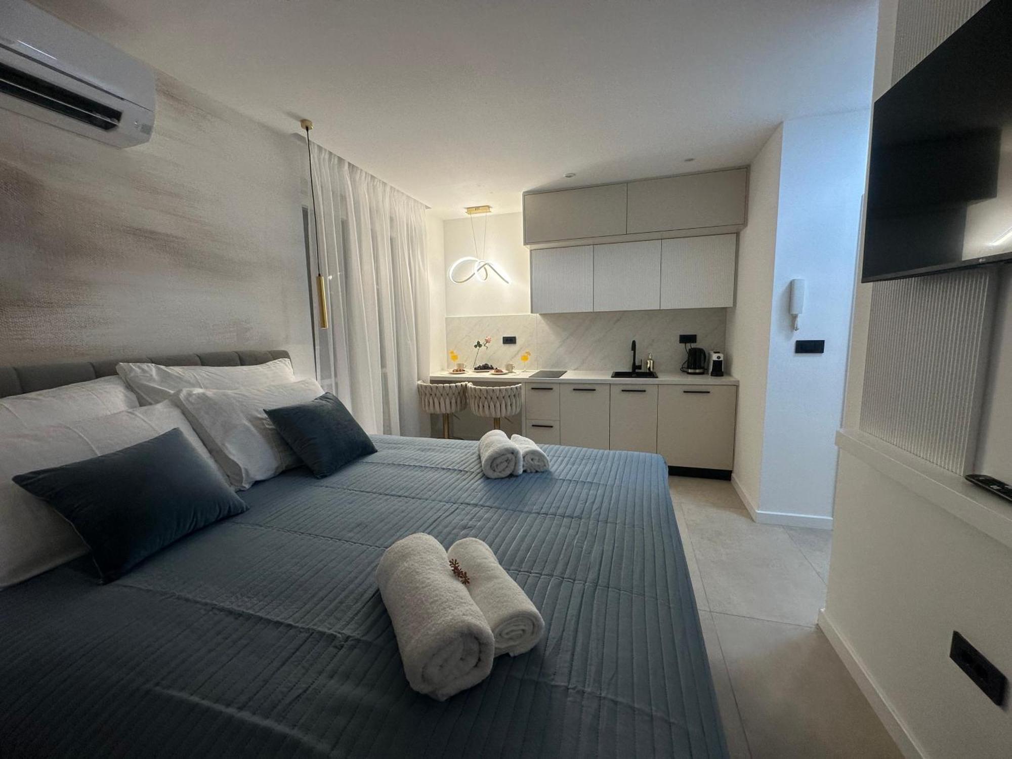 זאדאר Amaro Luxury Room & Studio Apartman With Balcony מראה חיצוני תמונה